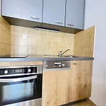 Avec Terrasse, Parking, Climatisation A Sete, Proche - Fr-1-338-63 Апартаменты *