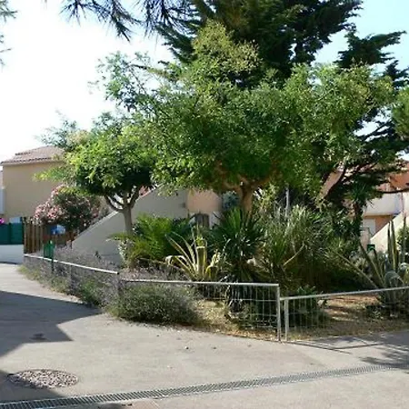 Appartement Avec Terrasse, Parking, Climatisation A Sete, Proche Plage - Fr-1-338-63